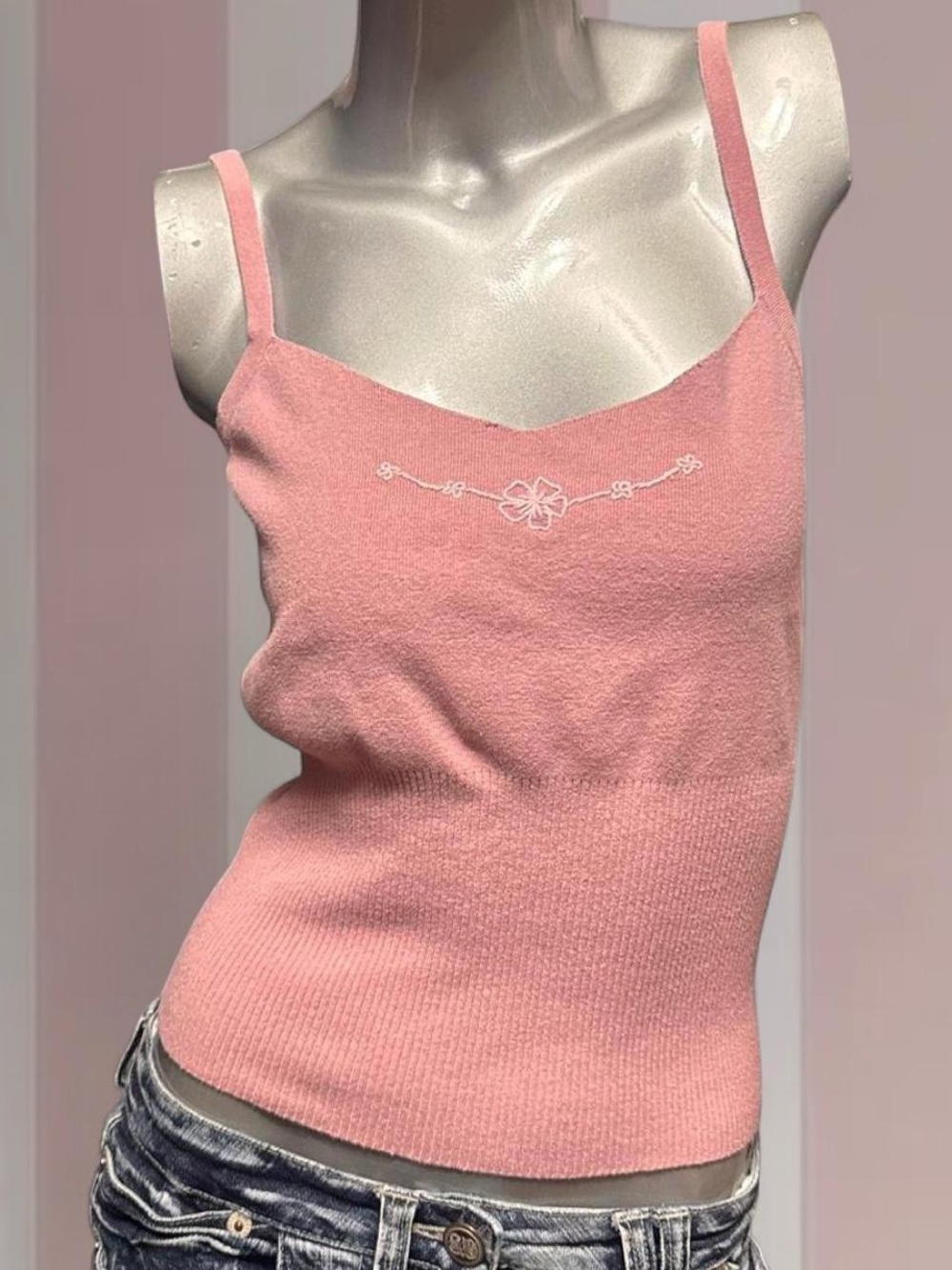 RW&CO Y2K pink tank top with flower embroidery